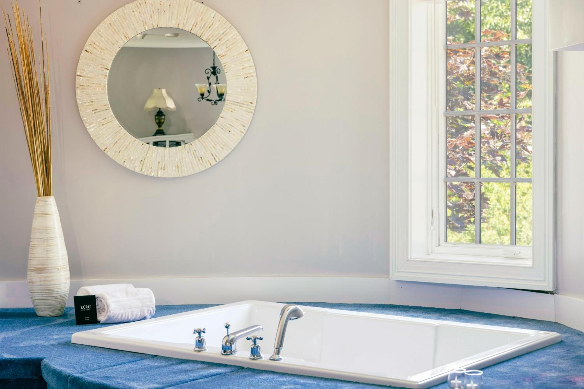 The Villa Bed And Breakfast Westerly Bagian luar foto