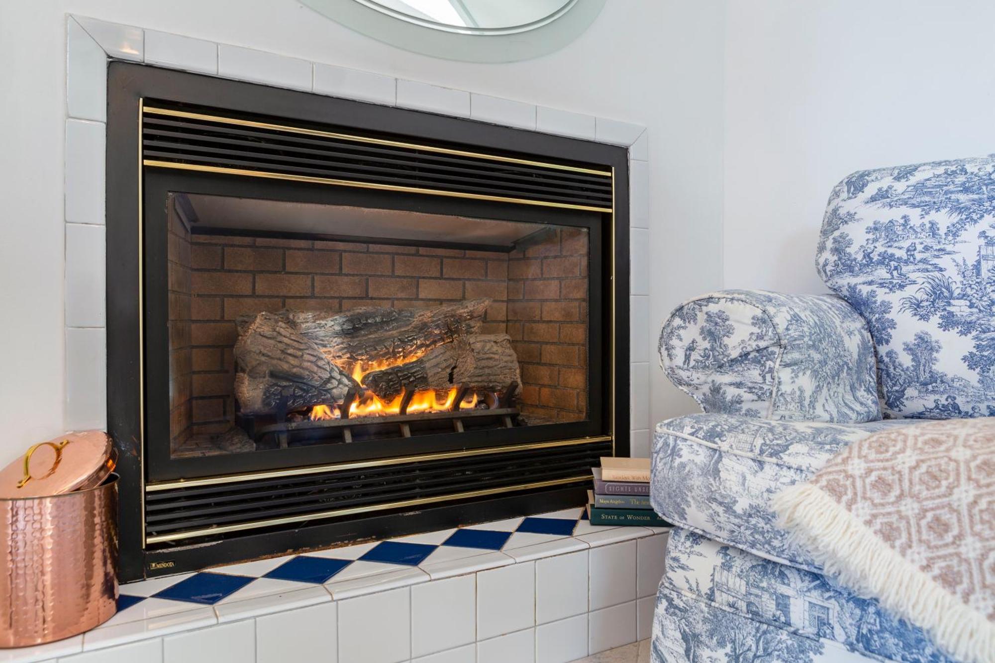 The Villa Bed And Breakfast Westerly Bagian luar foto