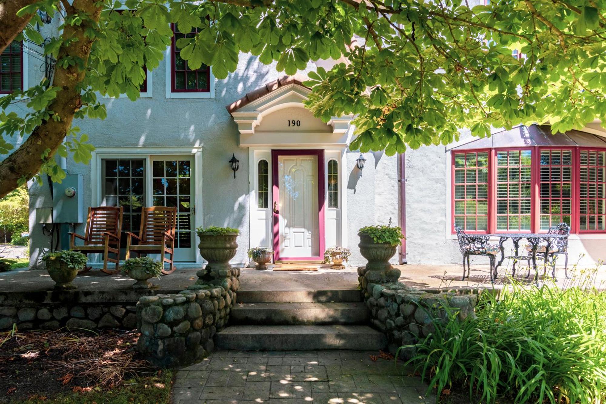 The Villa Bed And Breakfast Westerly Bagian luar foto